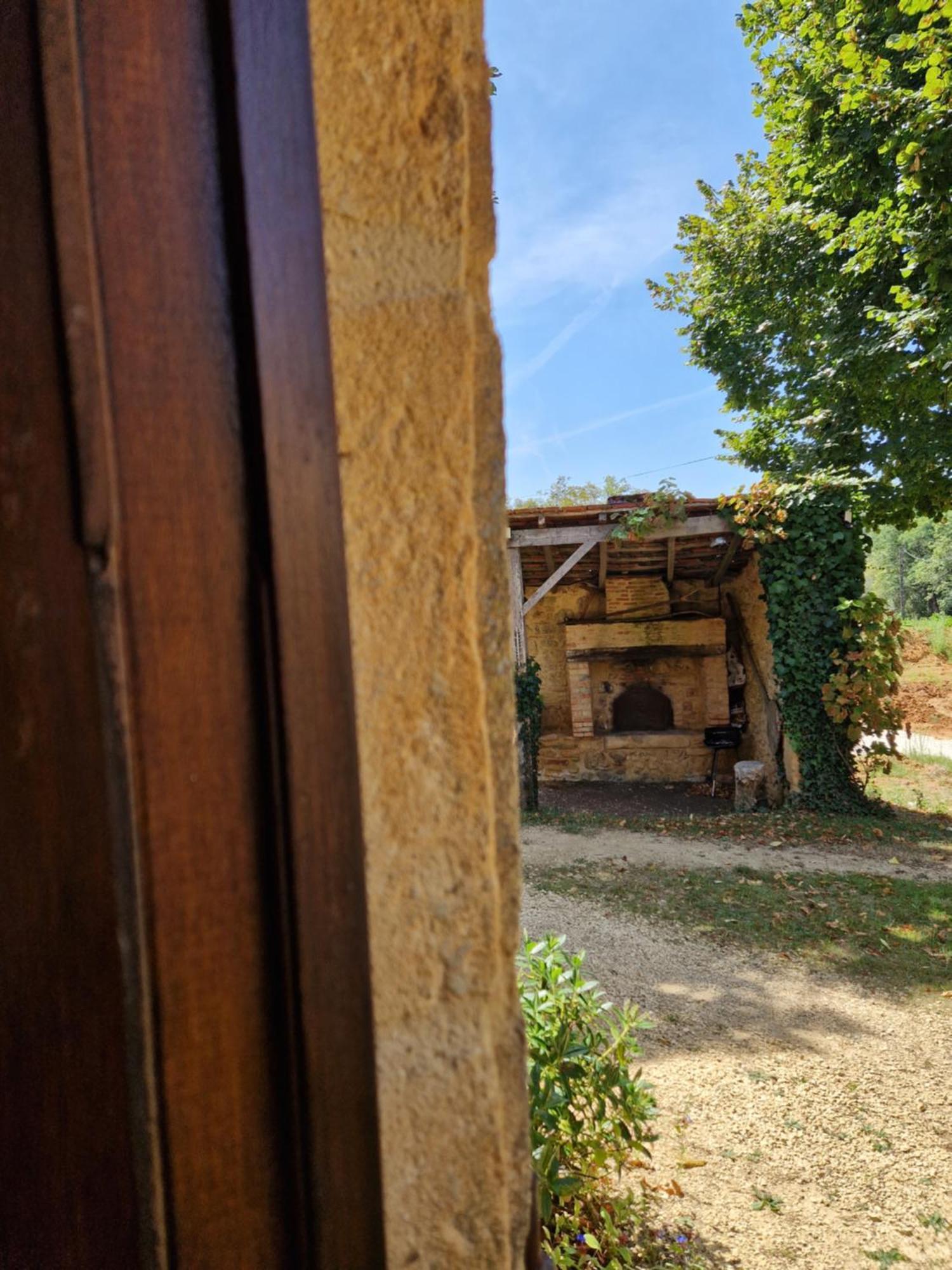 Gites Le Clos De Veyrignac Exterior foto